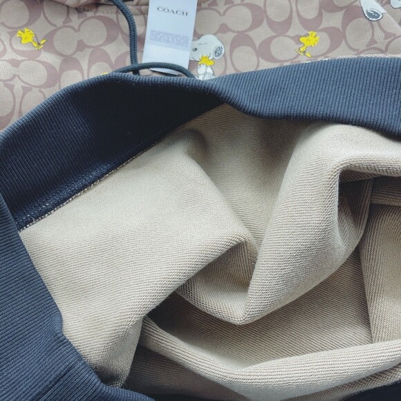 Coach X Peanuts S CE545 Signature Snoopy Hoodie NWT Org $378 - Picture 10 of 10